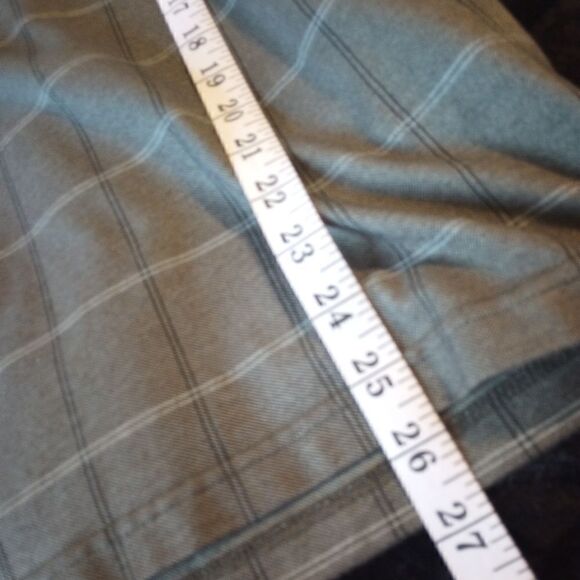 Van Heusen checkered polo style shirt - Picture 7 of 8